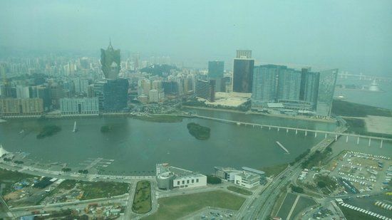 Fonte Cibernética do Lago Nam Van